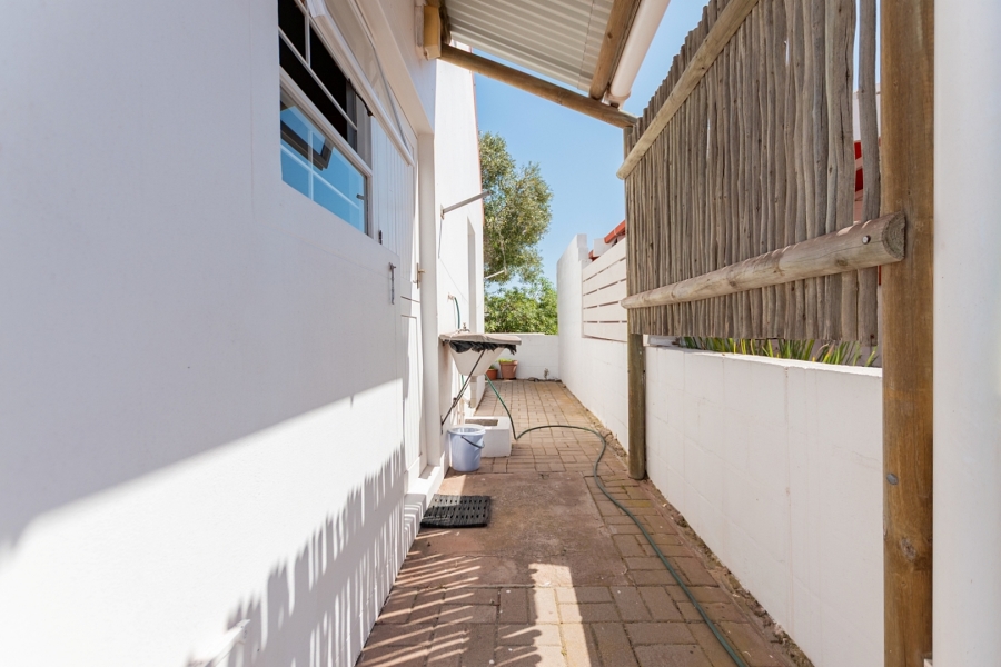 3 Bedroom Property for Sale in Skiathos Western Cape